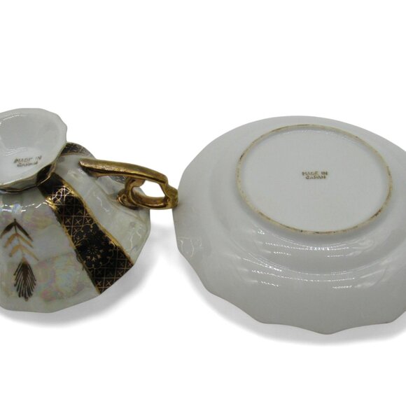 LUSTERWARE Tea CUP And Saucer With Gold Handle Black Floral Accents Japan Vintag - Picture 10 of 11
